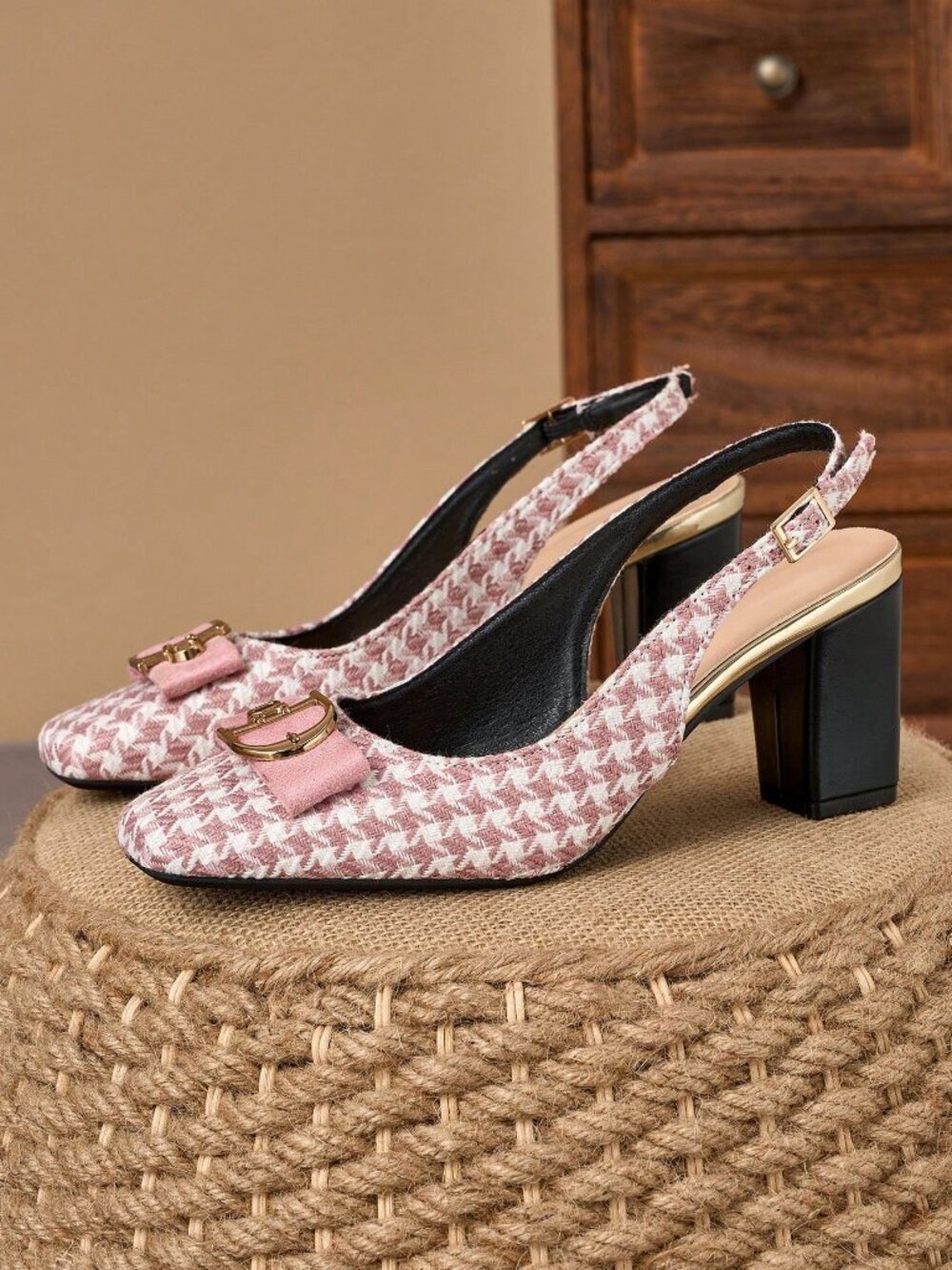 Pink Elegant Women' Soft Chunky houndstooth Heel Pumps - Picture 4 of 8